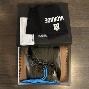 BNWT-MEN'S MACKAGE HERO LUG SOLE SNOW BOOTS - GENUINE SHEARLING/LEATHER, SZ. 40